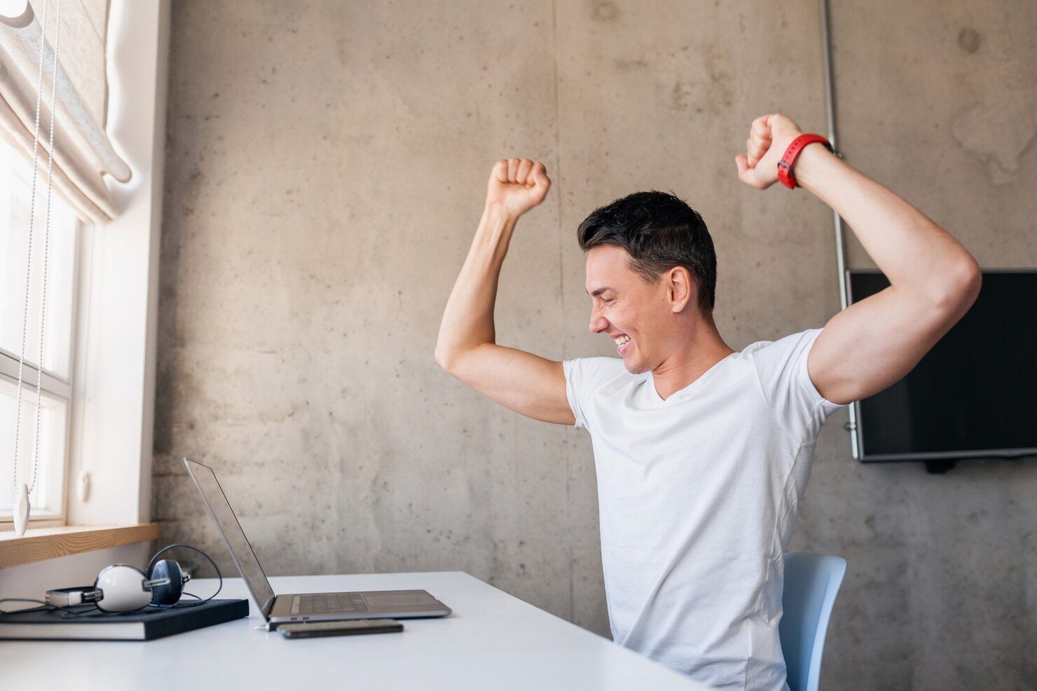 Best Home Office Accessories to Stay Focused and Motivated